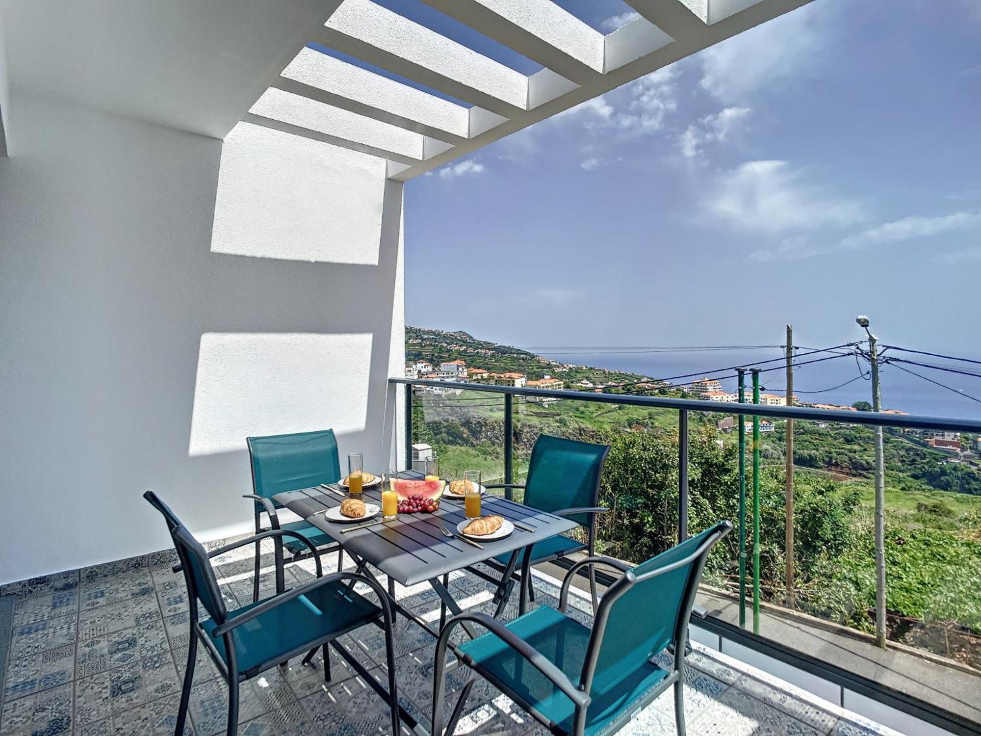 Casa Teixeira By Atlantic Holiday Estreito Da Calheta Esterno foto