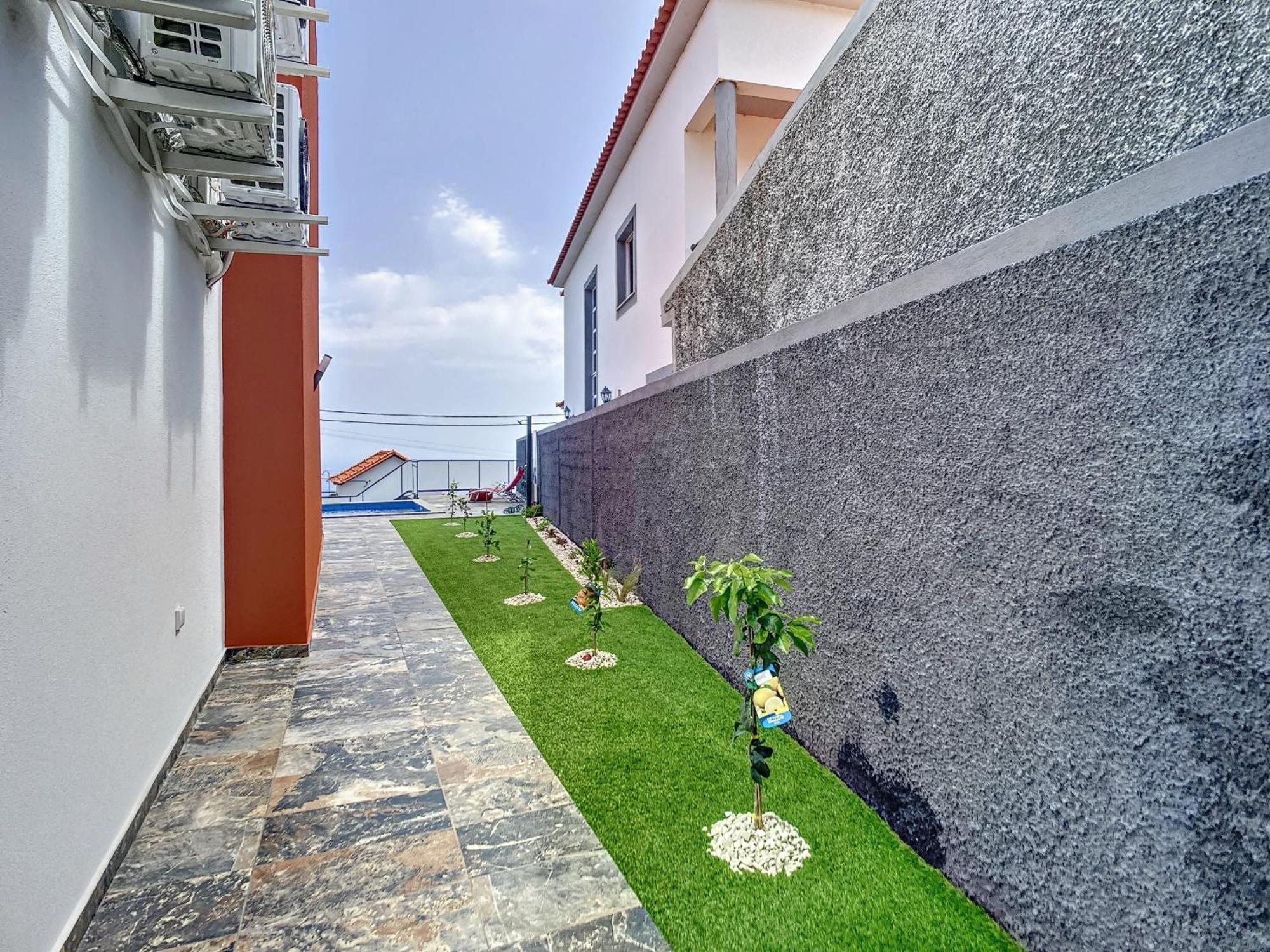 Casa Teixeira By Atlantic Holiday Estreito Da Calheta Esterno foto